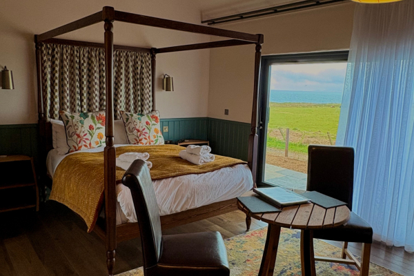 Monkstadt 1745 Room 22 Beaton's Sea View Garden Suite